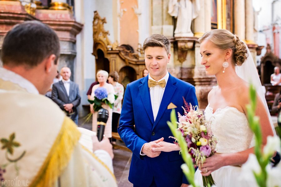 Santuokos ceremonija Vilniaus Šventosios dvasios bažnyčioje