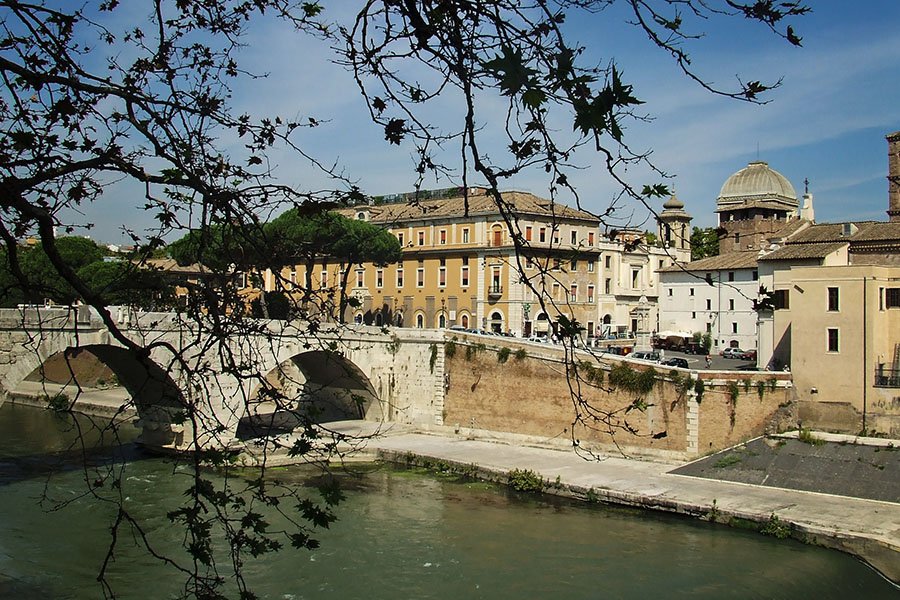 Tiltas i Trastevere Romoje