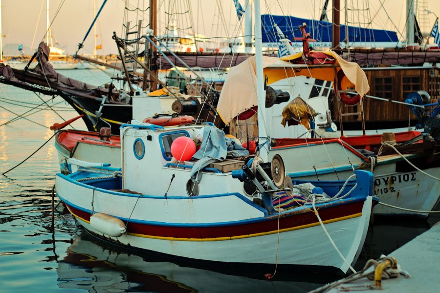 Žvejų laiveliai Kardamenoje Koso saloje