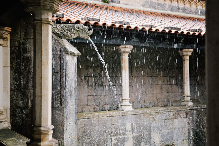 Netikėtas lietus Batalha vienuolyne