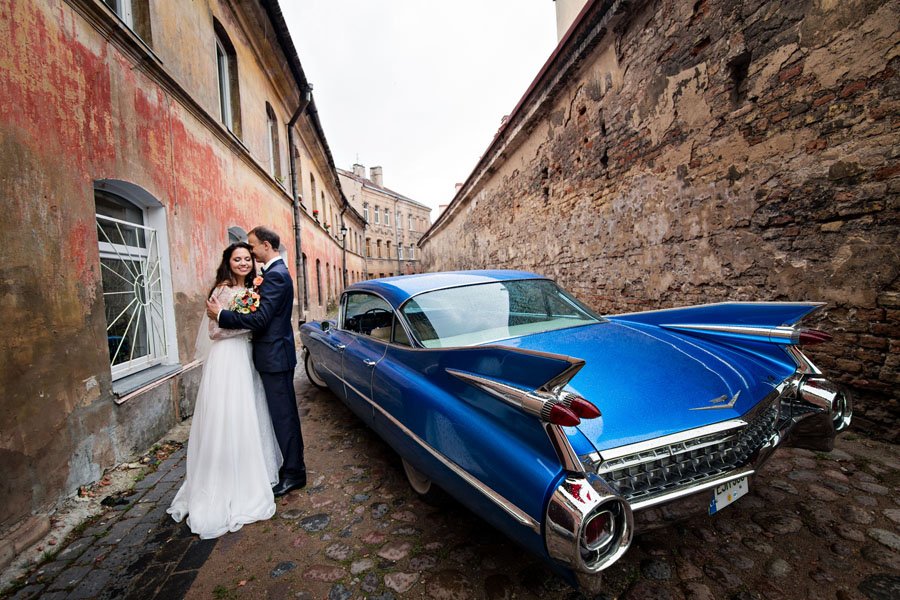 Cadillac vestuvinėje fotosesijoje
