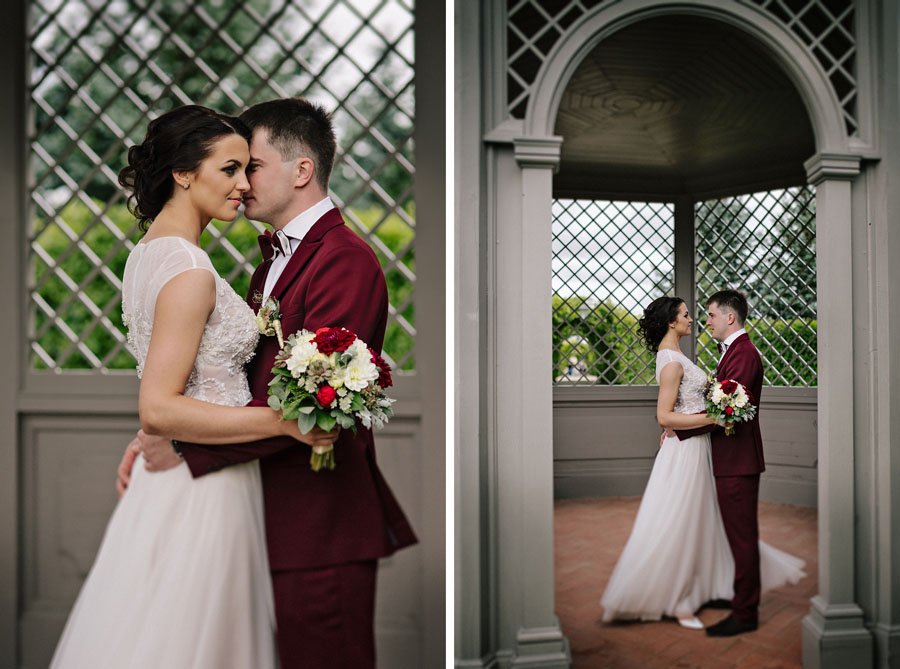 Vestuvių fotografai fotografuoja Rundalės rūmų soduose