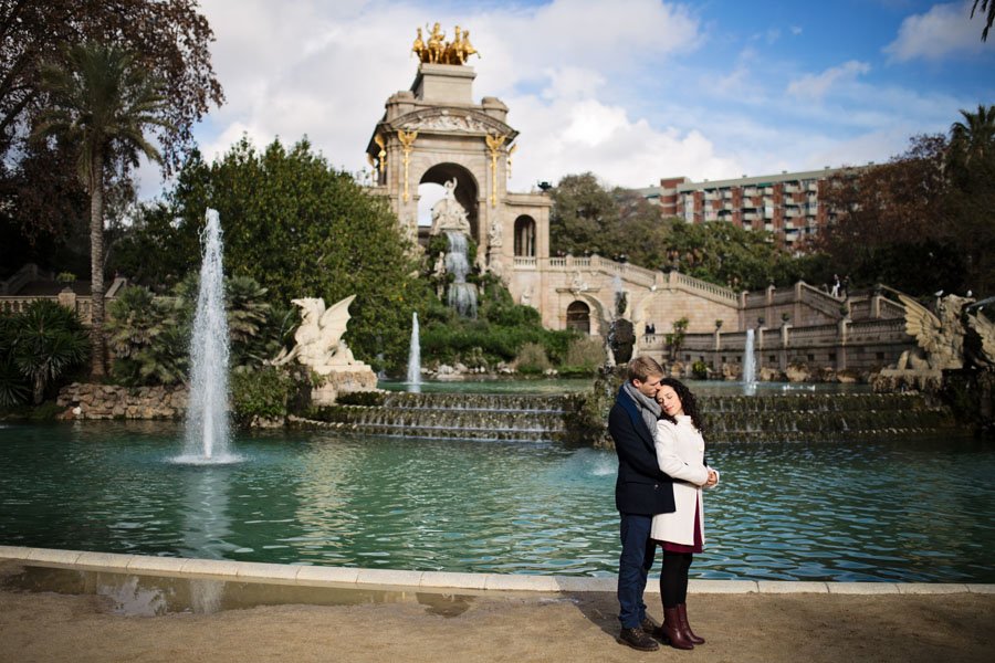 Vestuvių fotografai Ciutadella parke Barselonoje