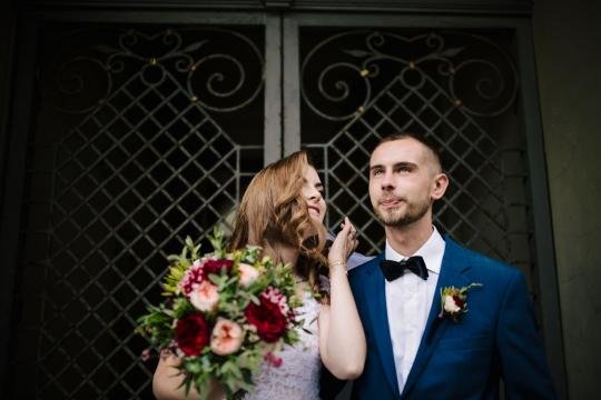 Vestuvių fotografai Pilies gatvėje Vilniuje